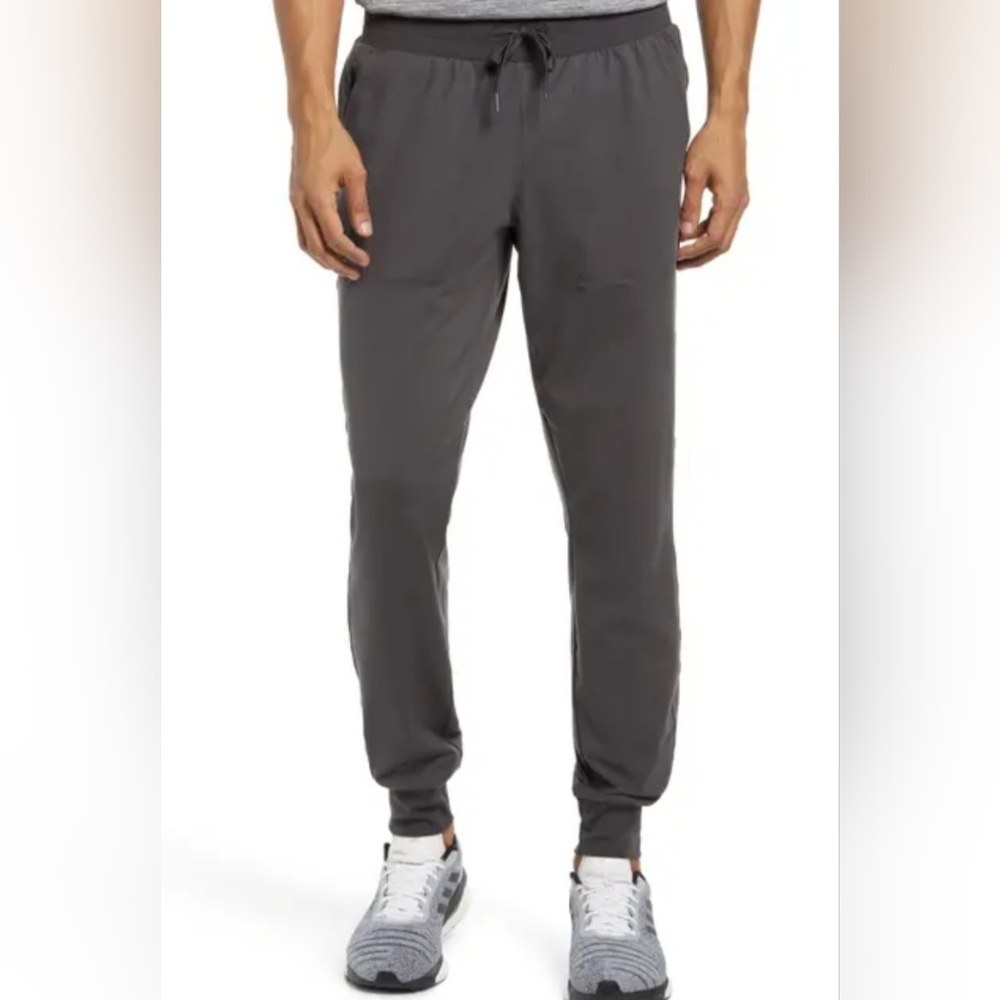 3/$30 NWT Men Gray Joggers